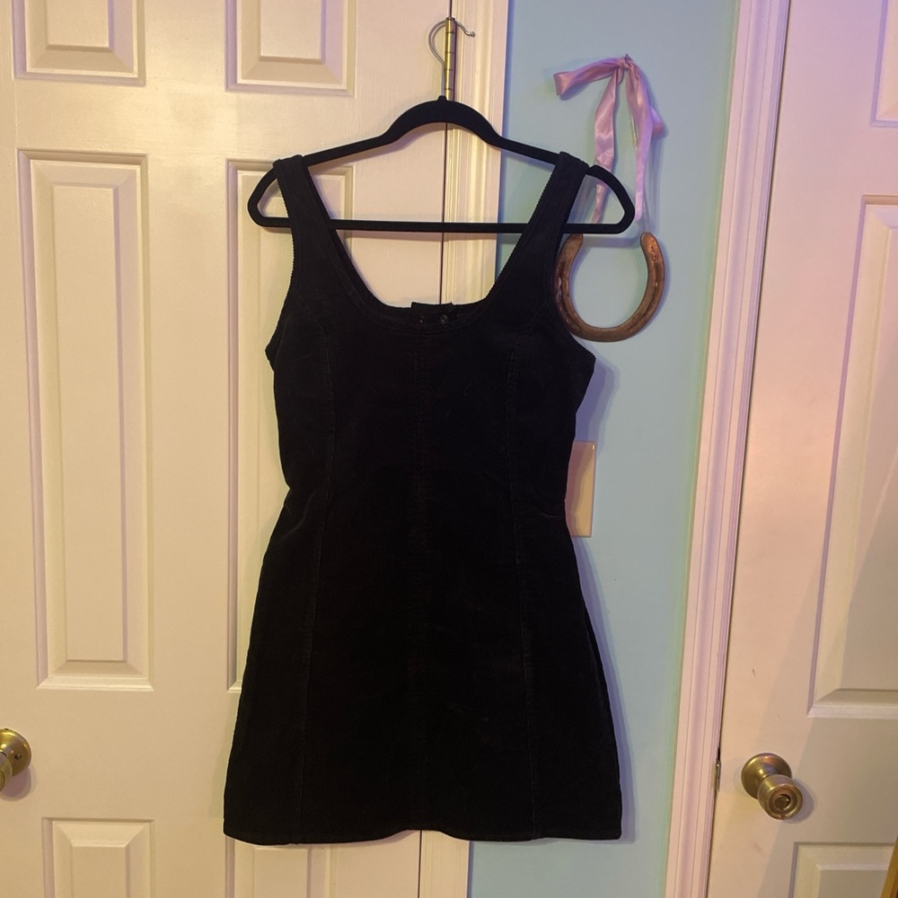 Black Sleeveless Corduroy Dress